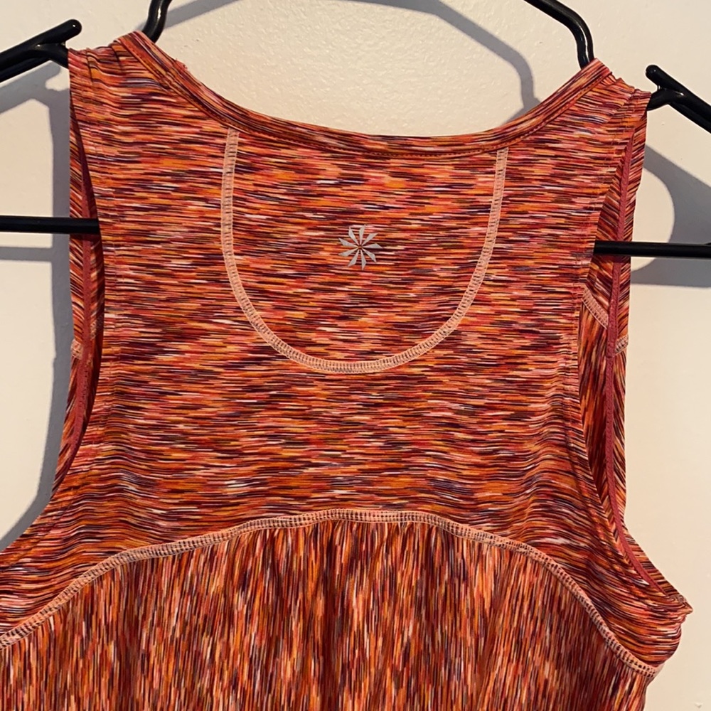 Athleta tank top with pocket - Picture 6 of 8